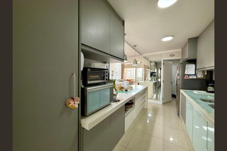 Apartamento à venda com 146m², 3 quartos e 3 vagasCozinha