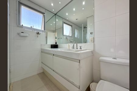 Apartamento à venda com 146m², 3 quartos e 3 vagasBanheiro Suíte 3