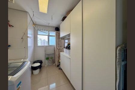Apartamento à venda com 146m², 3 quartos e 3 vagasÁrea de Serviço