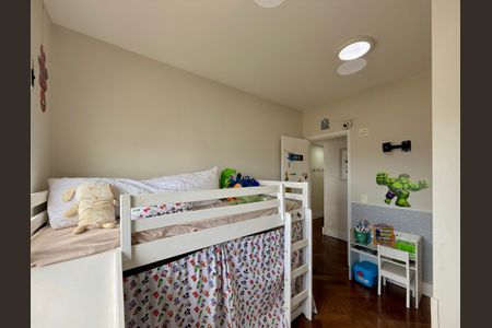 Apartamento à venda com 146m², 3 quartos e 3 vagasSuíte 2