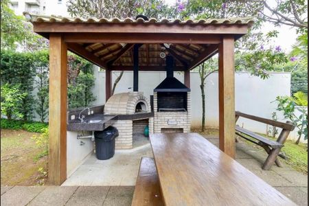 Apartamento à venda com 146m², 3 quartos e 3 vagasChurrasqueira