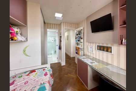 Apartamento à venda com 146m², 3 quartos e 3 vagasSuíte 1