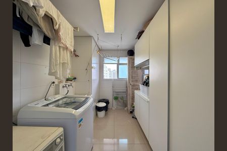 Apartamento à venda com 146m², 3 quartos e 3 vagasÁrea de Serviço