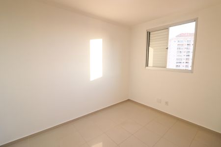Quarto 1 de apartamento à venda com 2 quartos, 52m² em Jardim Roberto, Osasco