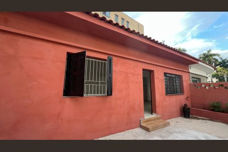 Casa para alugar com 80m², 2 quartos e 2 vagasÁrea Externa