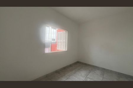 Casa para alugar com 80m², 2 quartos e 2 vagasQuarto 1