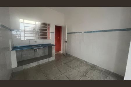 Casa para alugar com 80m², 2 quartos e 2 vagasCozinha