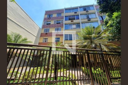 Apartamento à venda com 120m², 3 quartos e 1 vagaFachada