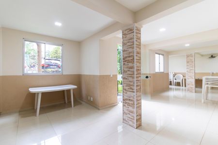 Apartamento para alugar com 52m², 2 quartos e 1 vagaÁrea comum - Salão de festas