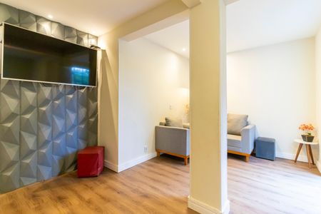 Apartamento para alugar com 52m², 2 quartos e 1 vagaÁrea comum - Sala de TV