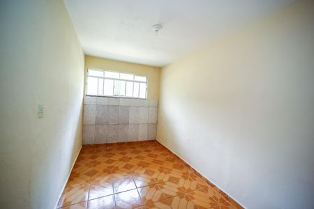 Quarto 2 de casa para alugar com 2 quartos, 110m² em Vila Bauab, São Paulo