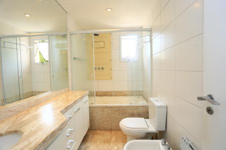 Apartamento à venda com 129m², 3 quartos e 2 vagasBanheiro da Suíte 3