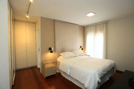 Apartamento à venda com 129m², 3 quartos e 2 vagasSuíte 3