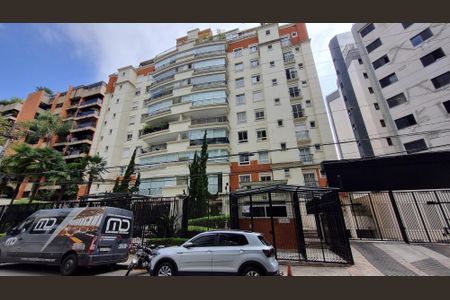 Apartamento à venda com 129m², 3 quartos e 2 vagasFachada