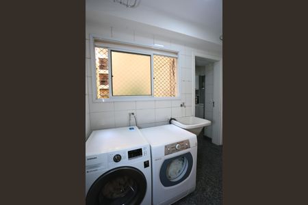 Apartamento à venda com 129m², 3 quartos e 2 vagasÁrea de Serviço