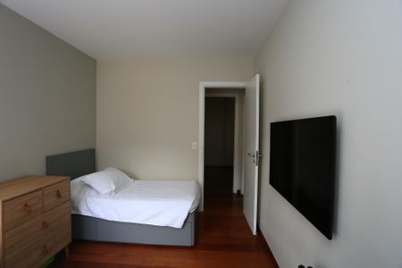 Apartamento à venda com 129m², 3 quartos e 2 vagasSuíte 1