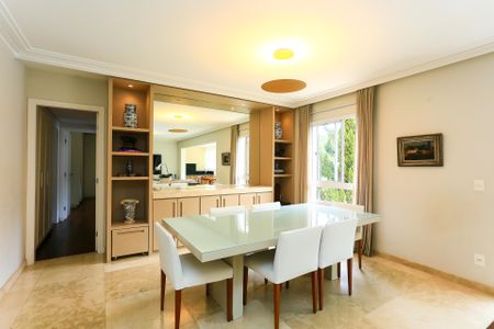 Sala de apartamento à venda com 3 quartos, 129m² em Real Parque, São Paulo