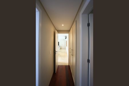 Apartamento à venda com 129m², 3 quartos e 2 vagasCorredor