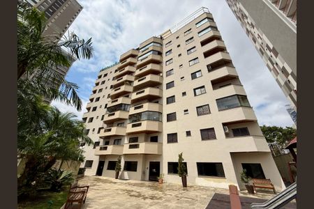 Apartamento para alugar com 130m², 3 quartos e 2 vagasFachada 