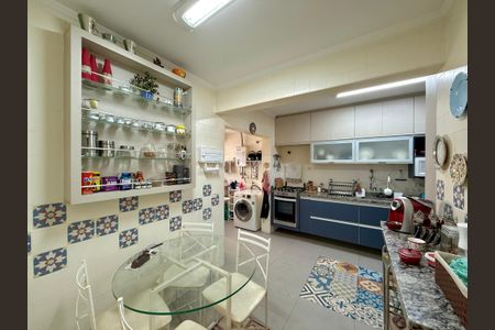 Apartamento para alugar com 130m², 3 quartos e 2 vagasCozinha 