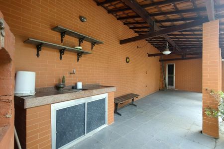 Casa de condomínio à venda com 183m², 3 quartos e 7 vagasÁrea comum - Churrasqueira