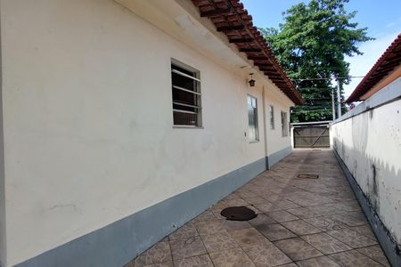 Casa de condomínio à venda com 183m², 3 quartos e 7 vagasQuintal
