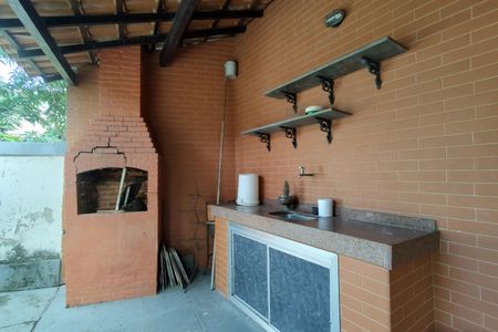 Casa de condomínio à venda com 183m², 3 quartos e 7 vagasÁrea comum - Churrasqueira