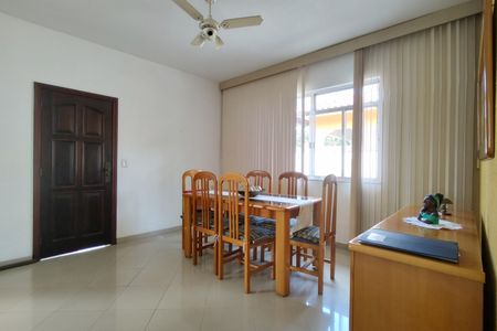 Sala de casa de condomínio à venda com 3 quartos, 183m² em Anil, Rio de Janeiro