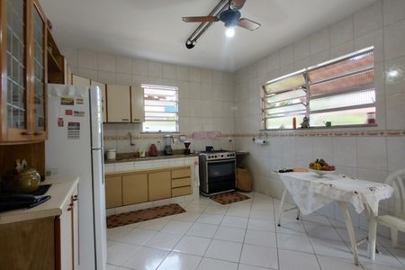 Casa de condomínio à venda com 183m², 3 quartos e 7 vagasCozinha