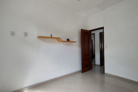 Casa de condomínio à venda com 183m², 3 quartos e 7 vagasQuarto 2