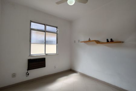 Casa de condomínio à venda com 183m², 3 quartos e 7 vagasQuarto 2