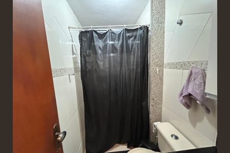 Apartamento para alugar com 55m², 2 quartos e sem vagaBanheiro
