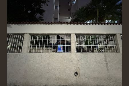 Apartamento para alugar com 55m², 2 quartos e sem vagaFachada + plaquinha