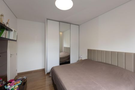 Casa de condomínio para alugar com 400m², 4 quartos e 4 vagasQuarto 