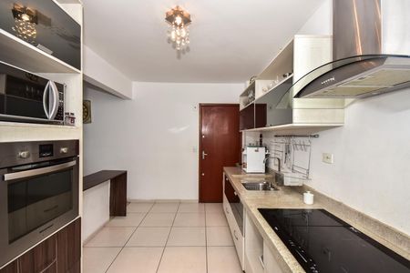 Apartamento à venda com 110m², 3 quartos e 2 vagasCozinha