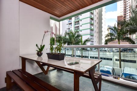 Varanda de apartamento à venda com 3 quartos, 110m² em Jardim Maria Rosa, Taboão da Serra