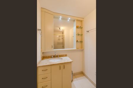 Apartamento à venda com 86m², 3 quartos e 1 vagaBanheiro Social