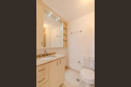 Apartamento à venda com 86m², 3 quartos e 1 vagaBanheiro Social