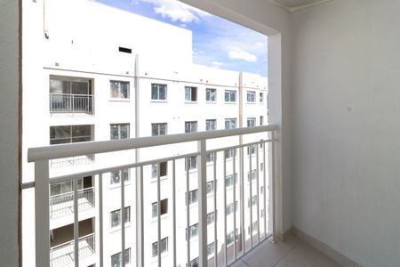 Apartamento para alugar com 34m², 2 quartos e sem vaga Apartamento para alugar com 34m², 2 quartos e sem vagaVaranda
