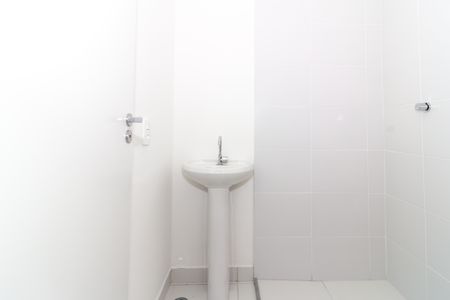 Apartamento para alugar com 34m², 2 quartos e sem vaga Apartamento para alugar com 34m², 2 quartos e sem vagaBanheiro
