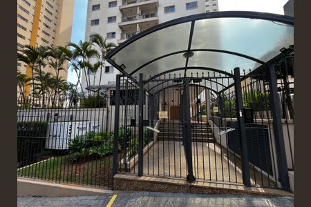 Apartamento para alugar com 72m², 3 quartos e 1 vagaFachada