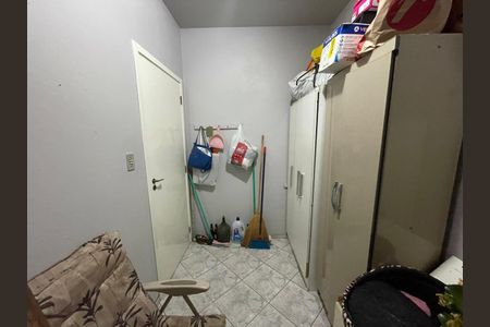 Casa à venda com 246m², 3 quartos e 3 vagas Casa à venda com 246m², 3 quartos e 3 vagasÁrea de Serviço