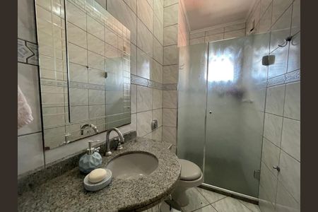 Casa à venda com 246m², 3 quartos e 3 vagas Casa à venda com 246m², 3 quartos e 3 vagasBanheiro 1