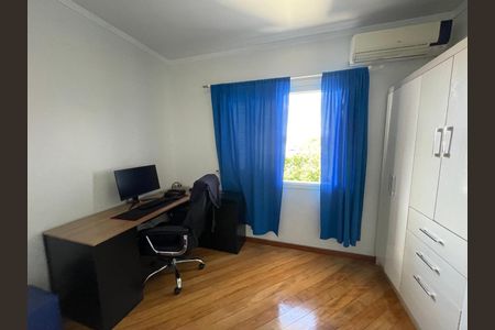 Casa à venda com 246m², 3 quartos e 3 vagas Casa à venda com 246m², 3 quartos e 3 vagasQuarto 2