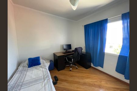 Casa à venda com 246m², 3 quartos e 3 vagas Casa à venda com 246m², 3 quartos e 3 vagasQuarto 2