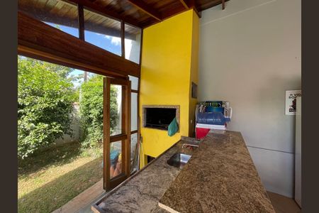 Casa à venda com 246m², 3 quartos e 3 vagas Casa à venda com 246m², 3 quartos e 3 vagasEspaço Gourmet