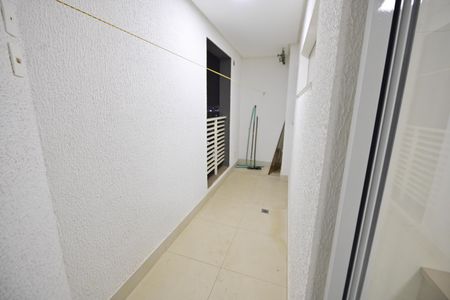 Apartamento para alugar com 215m², 4 quartos e 3 vagasÁrea de Serviço