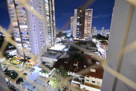 Apartamento para alugar com 215m², 4 quartos e 3 vagasVista da Suíte 3