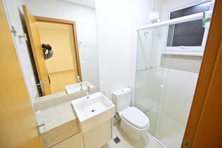 Apartamento para alugar com 215m², 4 quartos e 3 vagasBanheiro da Suíte 1