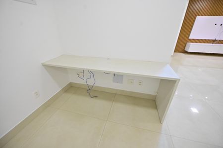 Apartamento para alugar com 215m², 4 quartos e 3 vagasSala